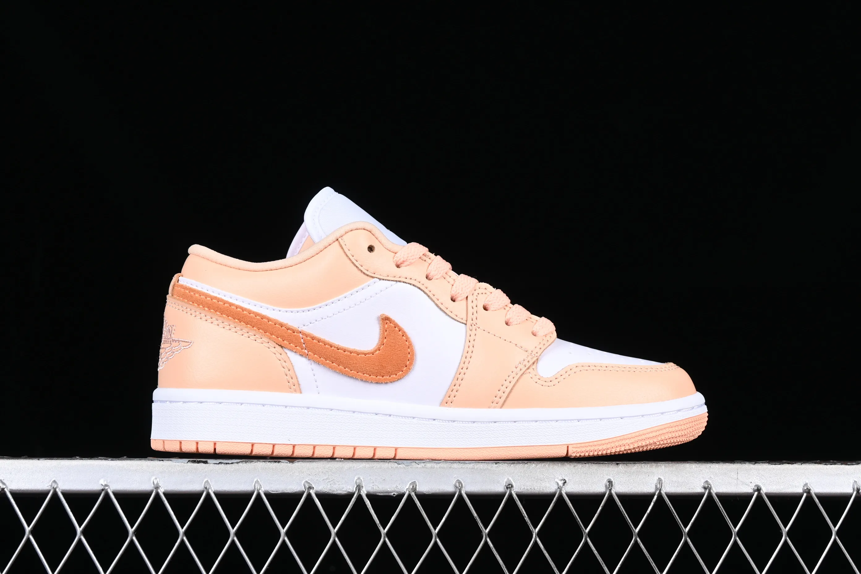 All categories Air Jordan Jordan series basketball shoes Air Jordan 1 Low G version pure original Air Jordan 1 Low AJ1 Joe 1 white orange low-top cultural leisure sports sneakers DC0774-801